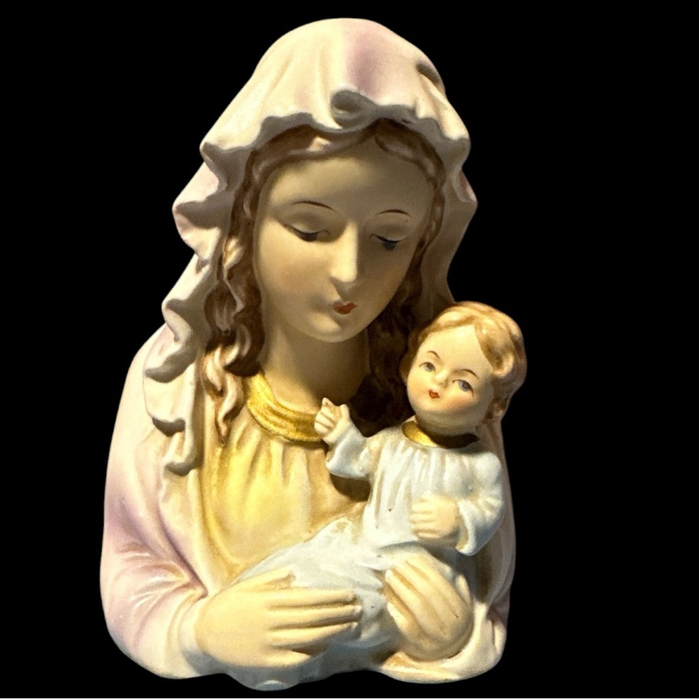 Vintage Napcoware Virgin Mary and Baby Jesus Planter